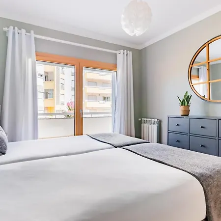 Deluxe Flat Apartment